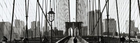 Brooklyn-Bridge-New-York-City-New-York-1-3OECWV6Y8G-1600x1200